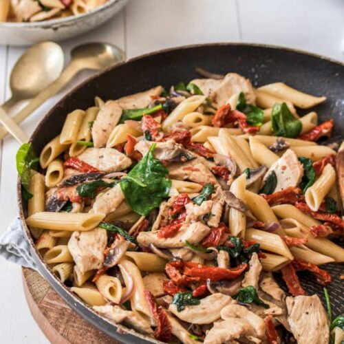 Sundried Tomato Garlic Chicken Pasta