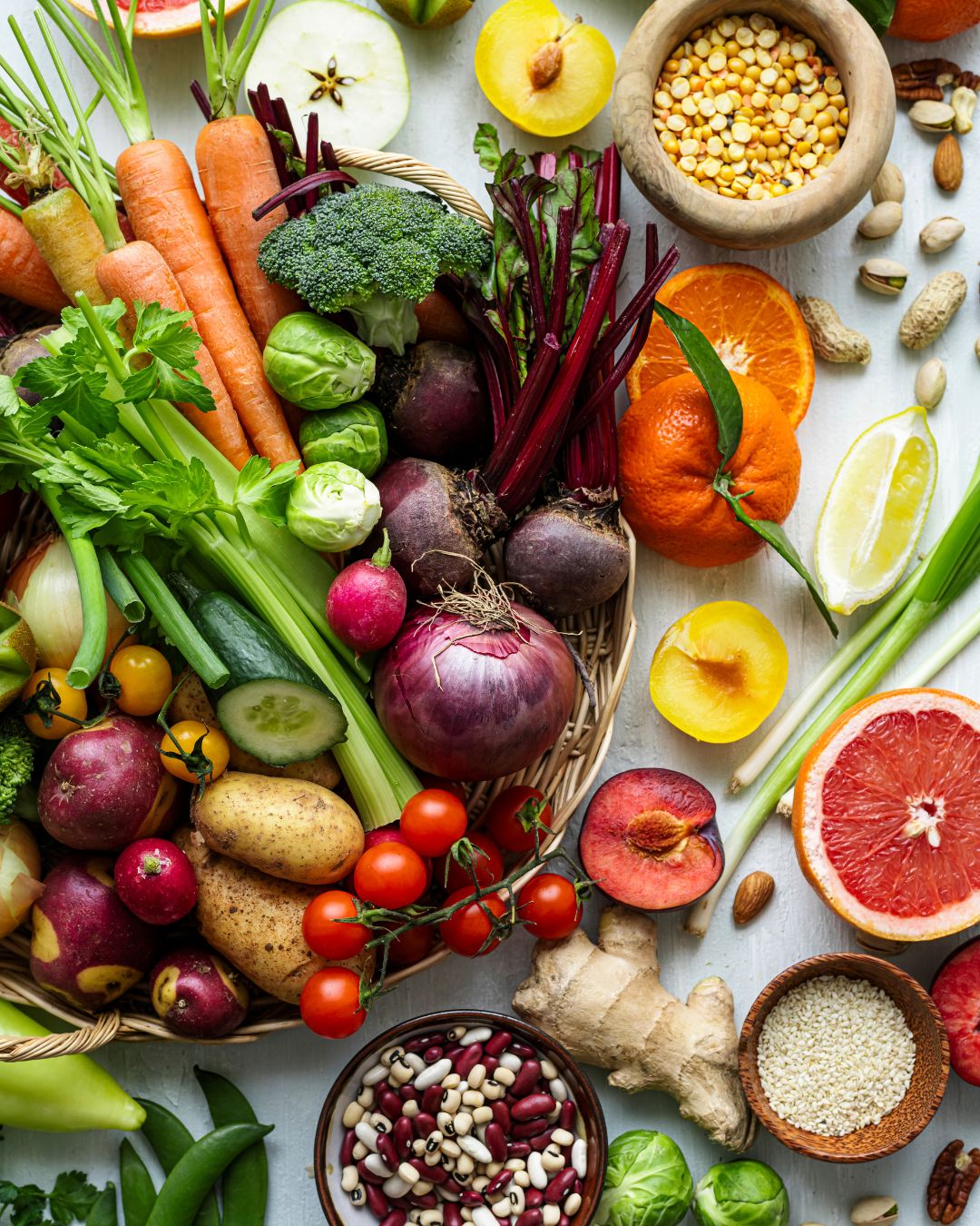 anna jones dietitian florida1 anna jones dietitian in florida has laid out a spread of vegetables